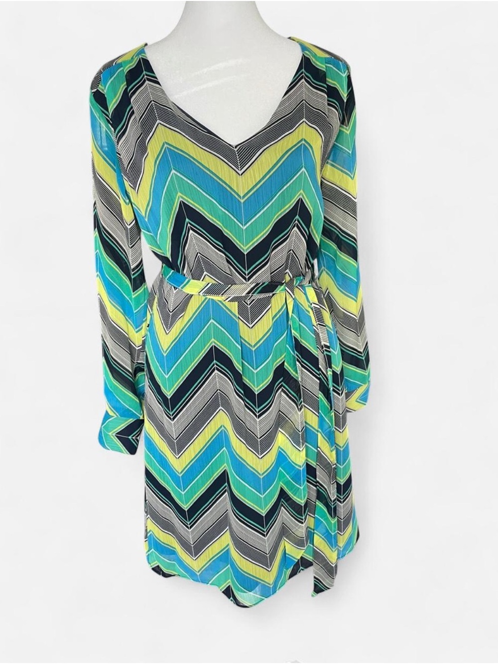 Banana Republic Chevron V-Neck Belted Long Sleeve Dress - Multicolor